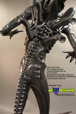 Illustration for article titled Real-Size Alien Statue Guaranteed to Kill You at Night
